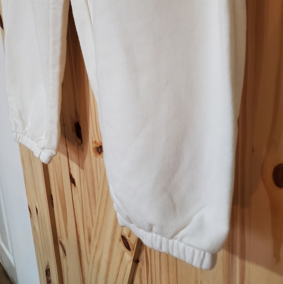 GAP Size XL White Drawstring Sweatpants With Embroidered Logo - Picture 9 of 14